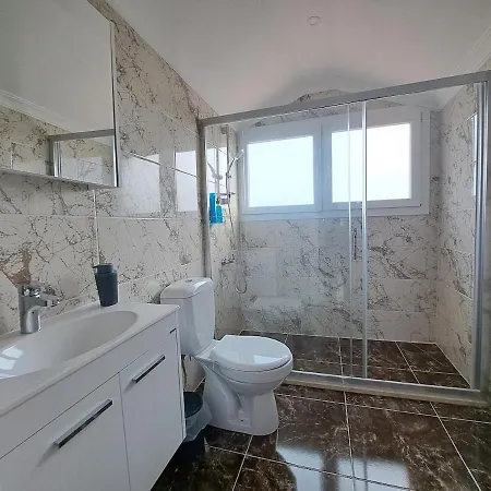 Villa Tei, With Swimming Pool In Oeluedeniz New *